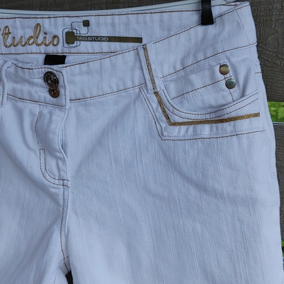 UNISEX: Tag Studio: Top quality Bermuda Jeans short size 36 - Picture 3 of 9